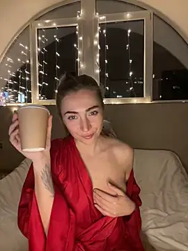 kira proxima 02 online show from December 15, 4:04 pm