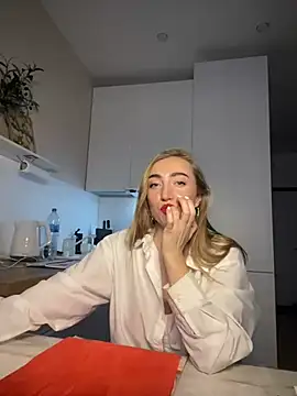 kira proxima 02 online show from February 28, 12:42 pm