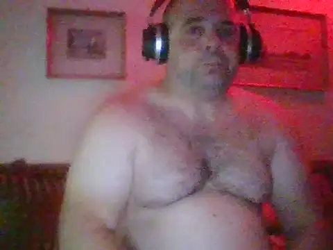 Snapshot of ChristianMouth chatting on October 14, 8:31 pm ChristianMouth online show from October 14, 8:31 pm