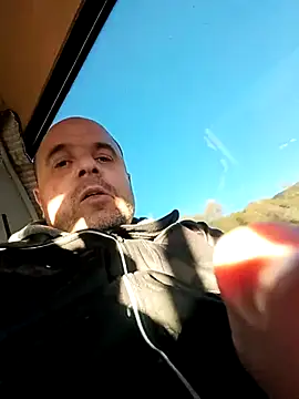 Snapshot of ChristianMouth chatting on October 18, 2:51 pm ChristianMouth online show from October 18, 2:51 pm