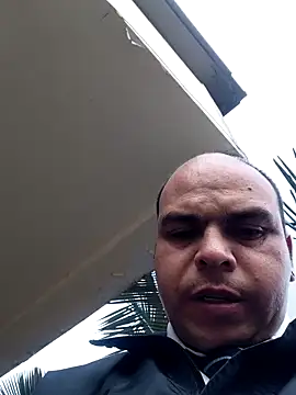 Snapshot of Camilo-31RI chatting on June 10, 11:31 am Camilo-31RI online show from June 10, 11:31 am