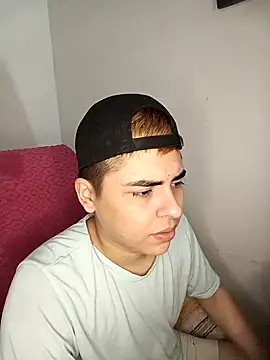 Snapshot of CARKIS-69 chatting on December 10, 4:17 pm CARKIS-69 online show from December 10, 4:17 pm