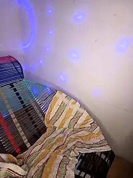 Snapshot of CARKIS-69 chatting on December 12, 10:20 pm CARKIS-69 online show from December 12, 10:20 pm