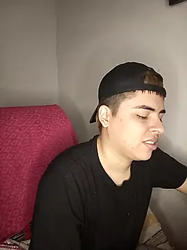 Snapshot of CARKIS-69 chatting on December 13, 5:00 pm CARKIS-69 online show from December 13, 5:00 pm