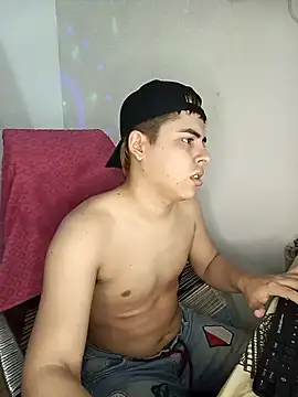 Snapshot of CARKIS-69 chatting on December 16, 3:00 pm CARKIS-69 online show from December 16, 3:00 pm