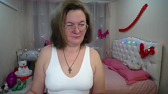 HolyMilfa online show from February 16, 7:37 am