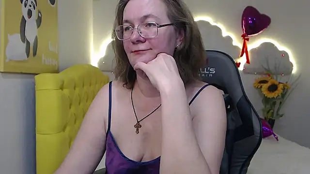 HolyMilfa online show from March 9, 4:11 pm