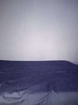 Snapshot of lisa_larry88 chatting on October 21, 2:01 am lisa larry88 online show from October 21, 2:01 am