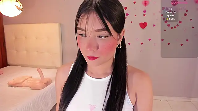 Snapshot of Maia_W10 chatting on March 13, 12:23 pm Maia W10 online show from March 13, 12:23 pm