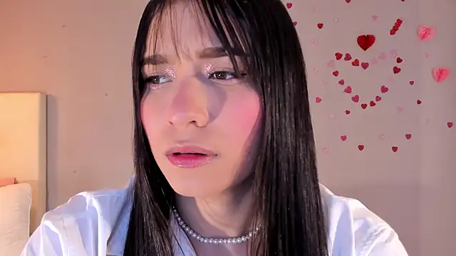 Snapshot of Maia_W10 chatting on April 6, 12:17 pm Maia W10 online show from April 6, 12:17 pm