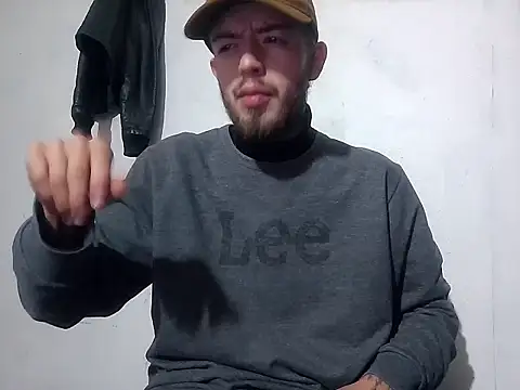 Aaronkiller online show from December 18, 1:45 pm