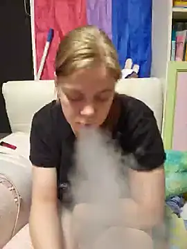 Snapshot of rose_bunny chatting on January 12, 8:03 pm rose bunny online show from January 12, 8:03 pm