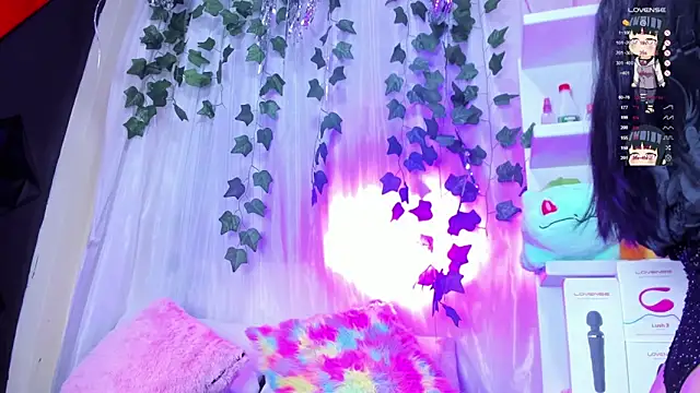 Snapshot of tokito_mitsuri chatting on February 3, 12:43 pm tokito mitsuri online show from February 3, 12:43 pm