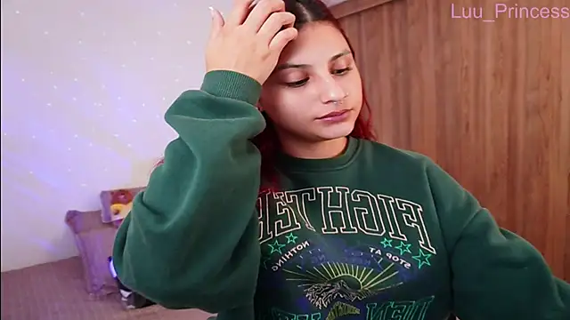 Luu Princess online show from December 11, 1:37 am