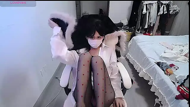 Snapshot of CN-Doudou chatting on March 27, 8:26 am CN-Doudou online show from March 27, 8:26 am