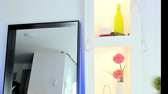 teemotwink online show from December 18, 10:05 pm