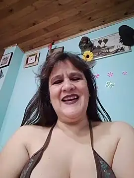 Snapshot of DirtyStefaniax chatting on November 27, 5:26 pm DirtyStefaniax online show from November 27, 5:26 pm