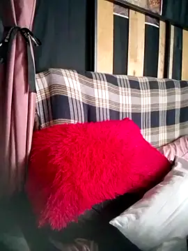 Lovely milk online show from November 13, 9:19 am