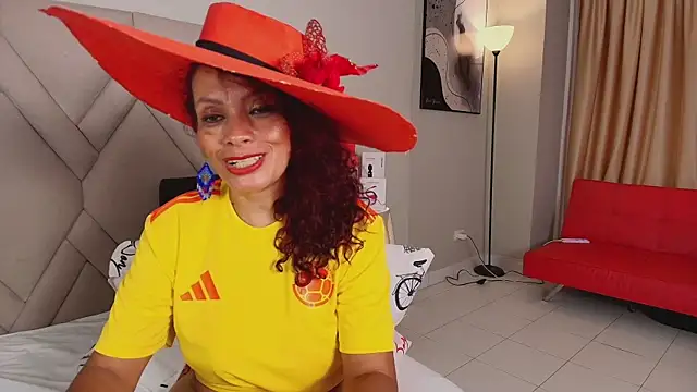 Kasandra Gomez online show from March 29, 3:01 pm