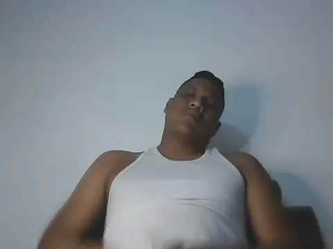 latinblack01 online show from October 2, 3:46 am