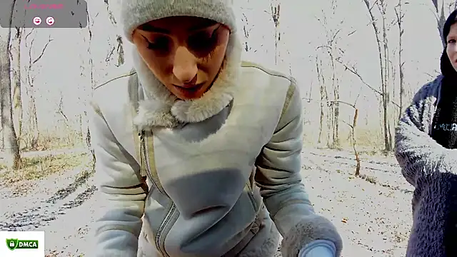 Snapshot of mitimisimi chatting on February 19, 9:50 am mitimisimi online show from February 19, 9:50 am