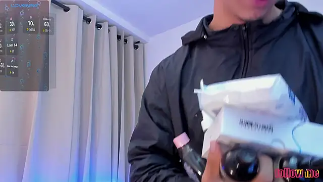 Samuel Up online show from November 23, 4:01 am