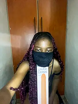 alicia loveraw online show from October 5, 7:01 pm