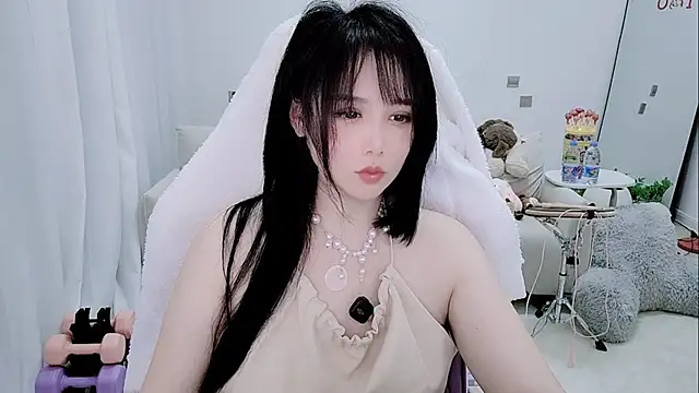 Vaness-a online show from March 24, 3:50 pm