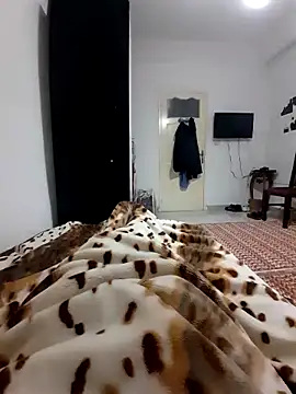 Hazembahloul online show from November 20, 7:57 pm