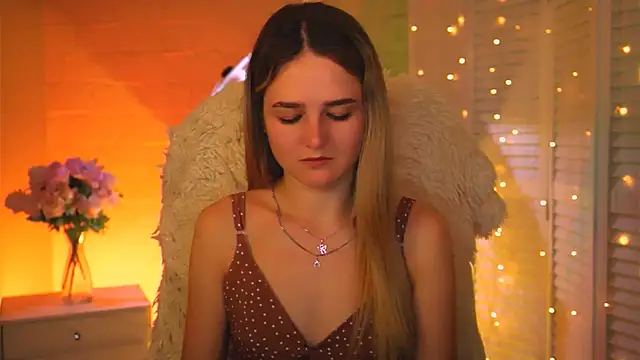 DeboraLarson online show from February 2, 3:49 am