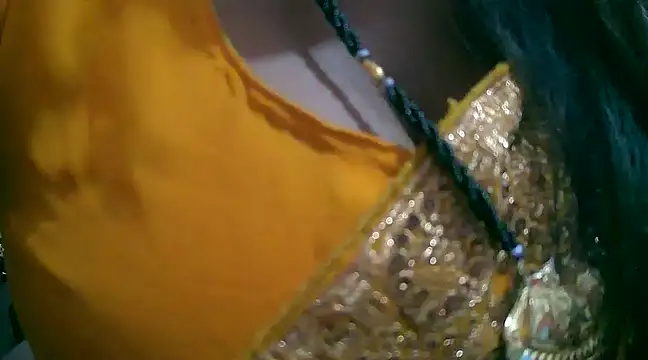 Snapshot of LOVE-SUSHILA chatting on February 4, 9:07 am LOVE-SUSHILA online show from February 4, 9:07 am