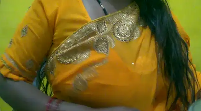 Snapshot of LOVE-SUSHILA chatting on February 12, 3:27 pm LOVE-SUSHILA online show from February 12, 3:27 pm