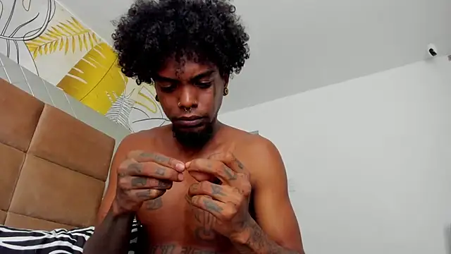 bigblackhotx1 online show from November 30, 6:06 am