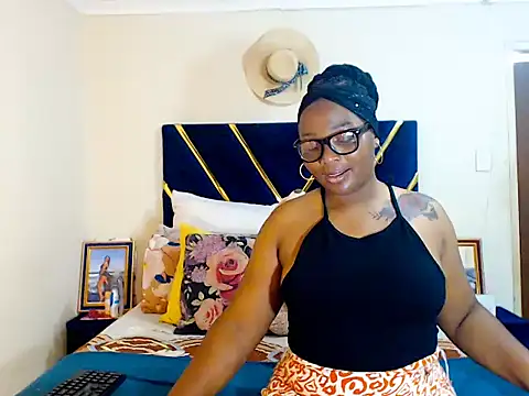 veronica1xxx online show from February 2, 8:40 pm