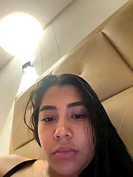 Snapshot of darsha_90 chatting on November 8, 11:14 pm darsha 90 online show from November 8, 11:14 pm