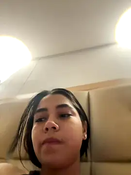 Snapshot of darsha_90 chatting on November 13, 1:37 am darsha 90 online show from November 13, 1:37 am