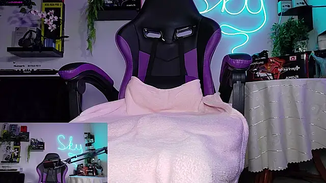 Scarlettt Beauty online show from April 6, 6:53 pm