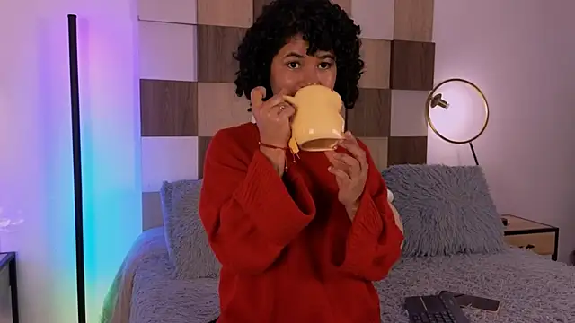 Snapshot of Adele_Carter_ chatting on November 5, 11:21 am Adele Carter online show from November 5, 11:21 am