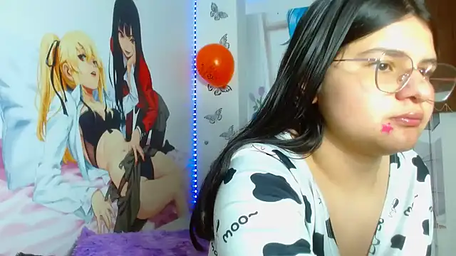 mackenhot303av online show from October 17, 11:35 am