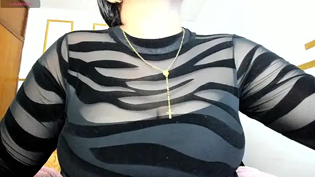 candiapole online show from May 20, 2:01 pm