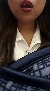 Snapshot of Sajel_000 chatting on December 27, 11:10 pm Sajel 000 online show from December 27, 11:10 pm