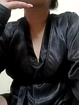 Snapshot of Sajel_000 chatting on February 2, 6:42 pm Sajel 000 online show from February 2, 6:42 pm