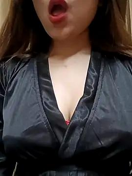 Snapshot of Sajel_000 chatting on February 27, 8:42 pm Sajel 000 online show from February 27, 8:42 pm