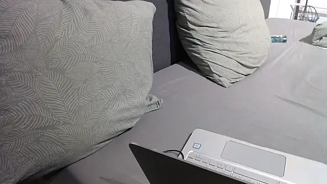 jellesexx online show from November 9, 10:35 am