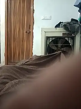 Snapshot of pintuS40 chatting on October 19, 2:12 am pintuS40 online show from October 19, 2:12 am