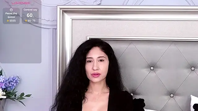 VanessaCulpo online show from February 15, 1:20 pm