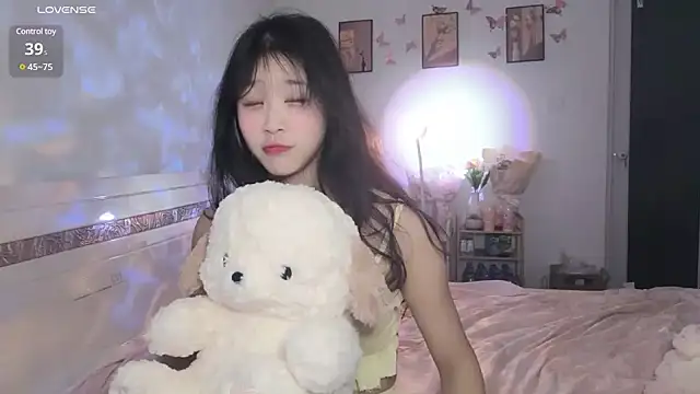 Snapshot of Luminous163 chatting on January 2, 3:40 pm Luminous163 online show from January 2, 3:40 pm