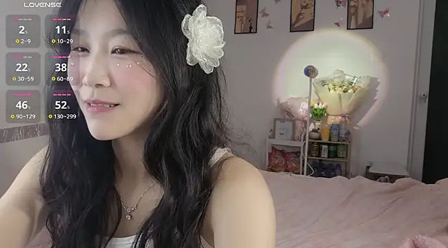 Snapshot of Luminous163 chatting on February 19, 1:06 pm Luminous163 online show from February 19, 1:06 pm