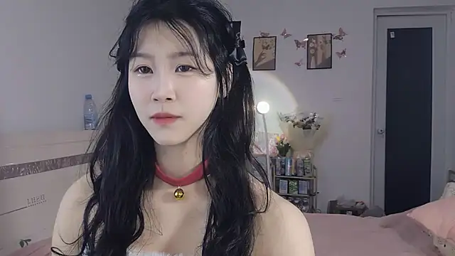 Snapshot of Luminous163 chatting on March 16, 11:49 am Luminous163 online show from March 16, 11:49 am