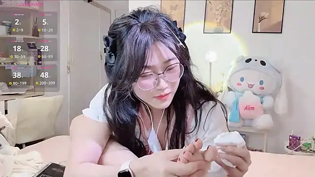 Snapshot of Luminous163 chatting on December 16, 12:43 pm Luminous163 online show from December 16, 12:43 pm